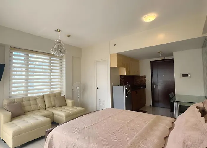 Elegant With Balcony L Free Wifi And Netflix I Across Naia T3 Airport Apartamento *