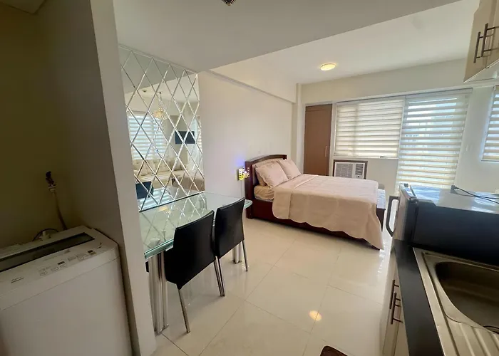 Elegant With Balcony L Free Wifi And Netflix I Across Naia T3 Airport * Manila