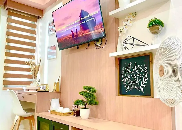 Elegant With Balcony L Free Wifi And Netflix I Across Naia T3 Airport *
