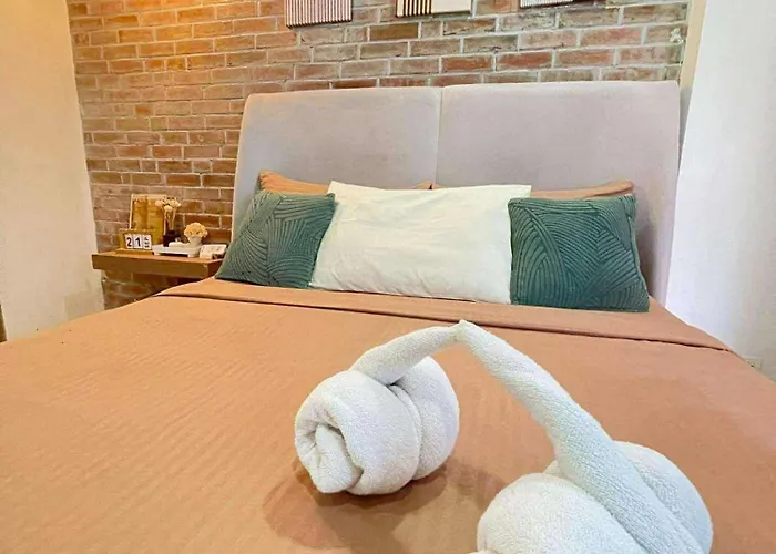Elegant With Balcony L Free Wifi And Netflix I Across Naia T3 Airport Apartamento *