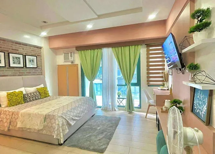 Elegant With Balcony L Free Wifi And Netflix I Across Naia T3 Airport Apartamento Manila