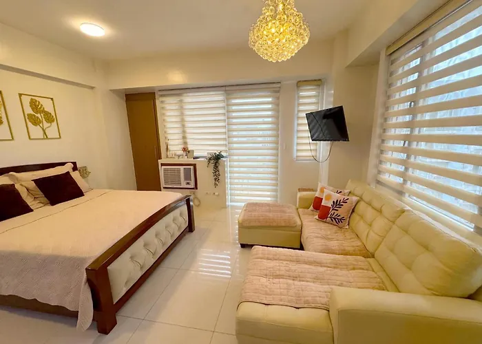Elegant With Balcony L Free Wifi And Netflix I Across Naia T3 Airport Apartamento Manila